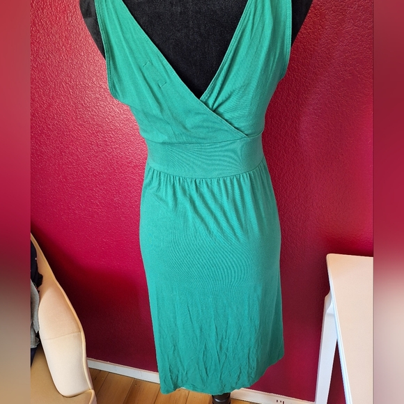 Merona Green Soft Knit Dress Size Medium - Picture 4 of 6